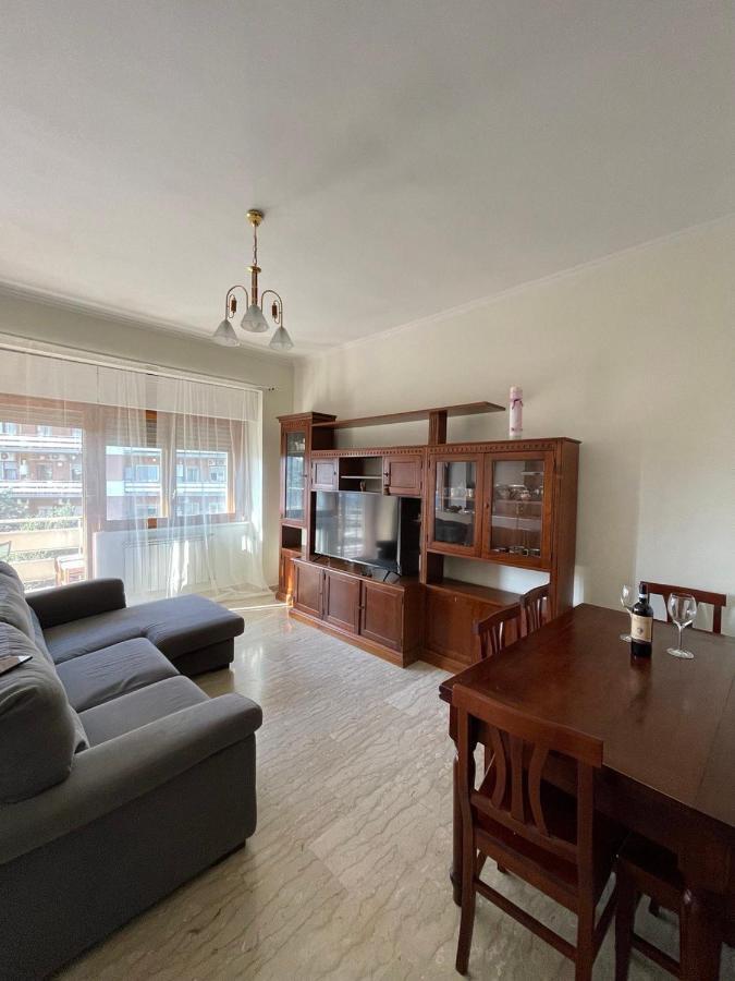 Sunny House Apartment โรม ภายนอก รูปภาพ