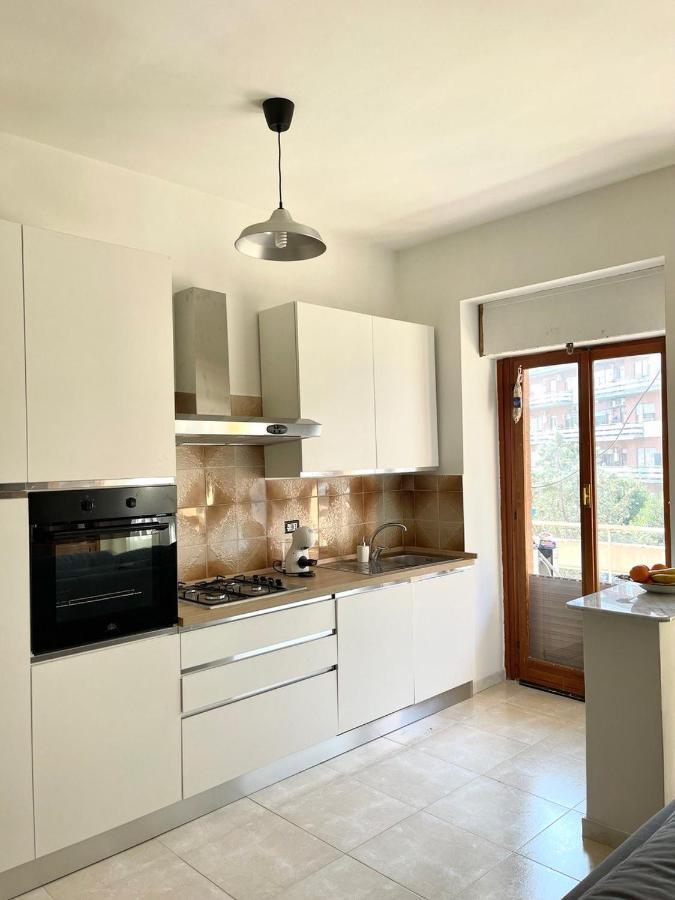 Sunny House Apartment โรม ภายนอก รูปภาพ